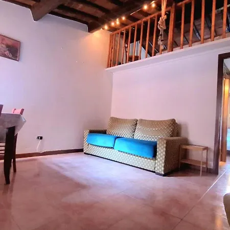 Rustic Loft In Trastvere Апартаменты Рим