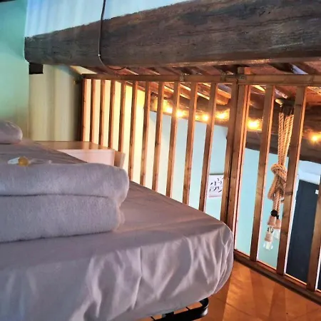Rustic Loft In Trastvere Апартаменты